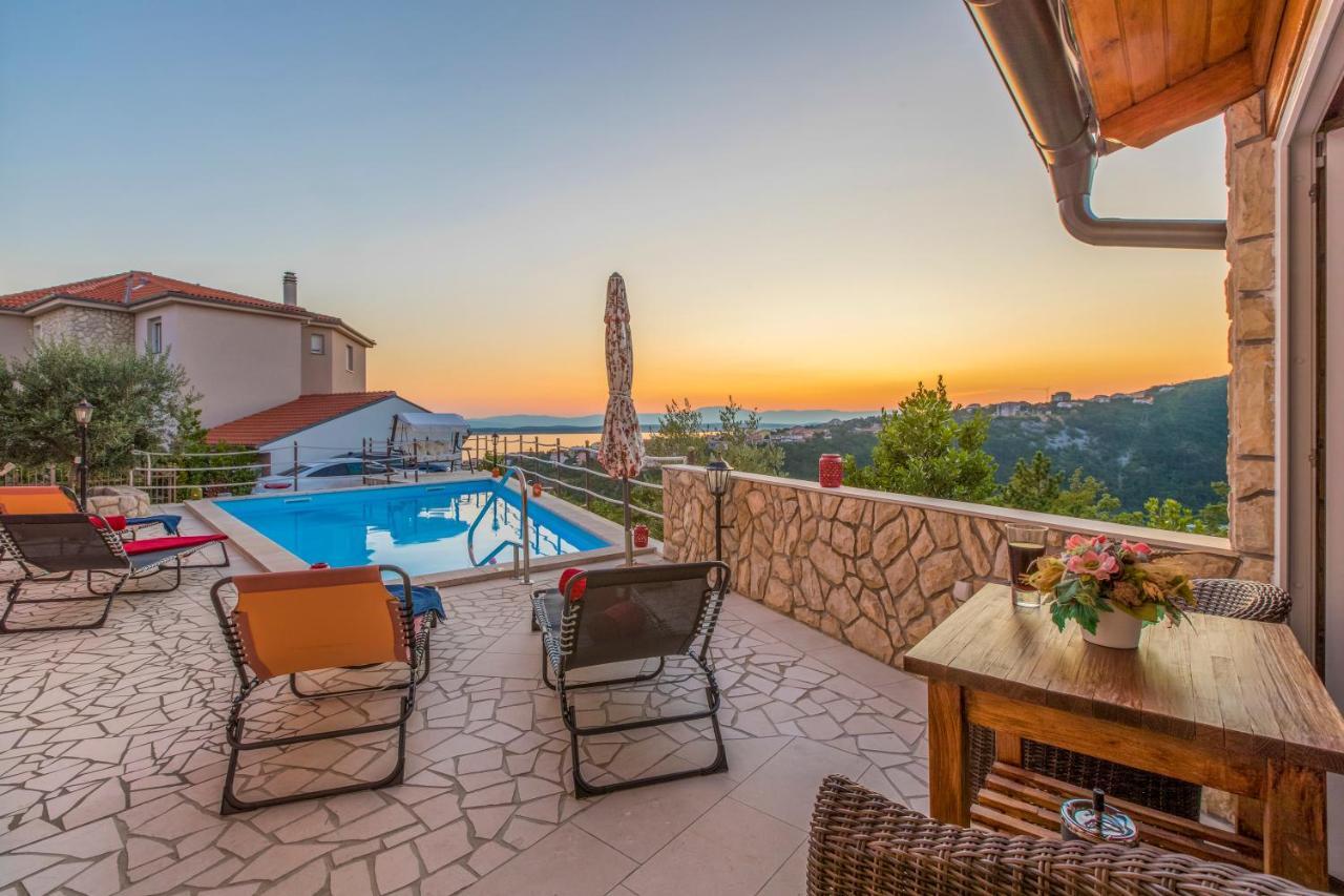 Villa M Crikvenica Bagian luar foto