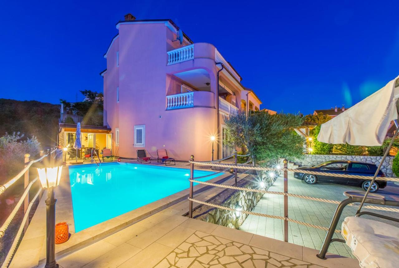 Villa M Crikvenica Bagian luar foto