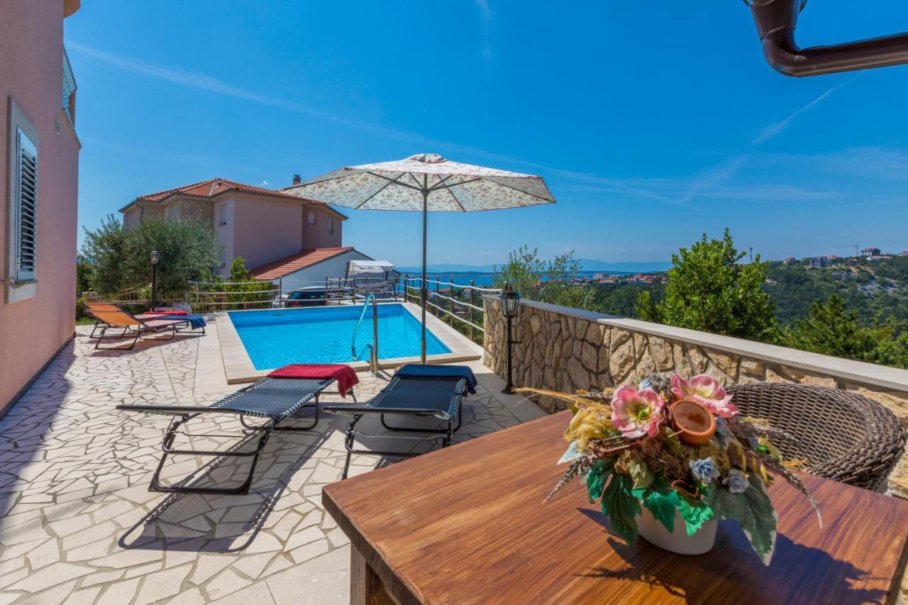 Villa M Crikvenica Bagian luar foto