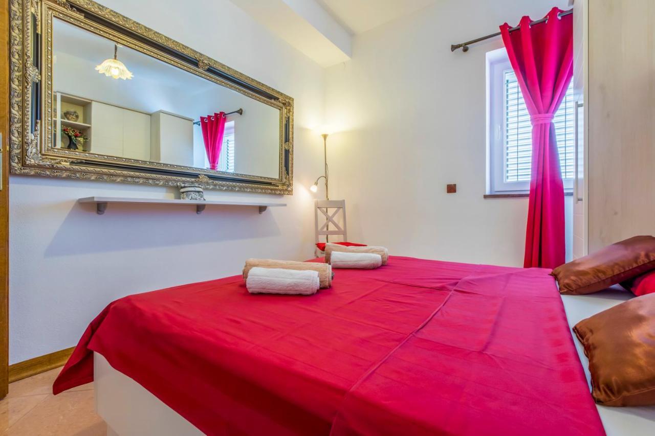 Villa M Crikvenica Bagian luar foto